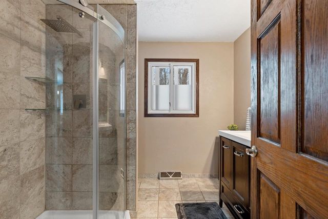 129 W WALLRICH ROAD, Cecil, WI 54111