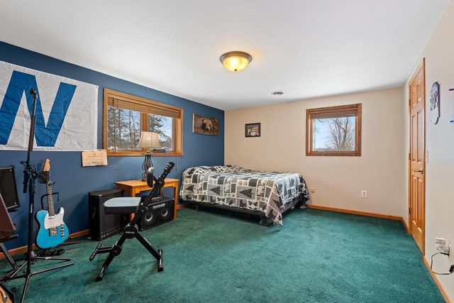 129 W WALLRICH ROAD, Cecil, WI 54111