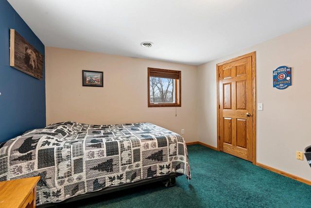 129 W WALLRICH ROAD, Cecil, WI 54111