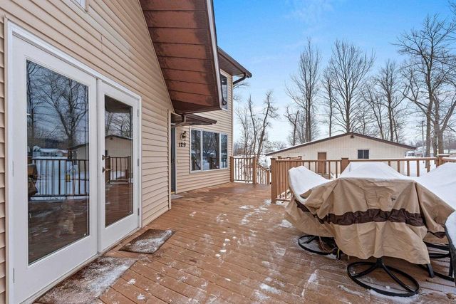 129 W WALLRICH ROAD, Cecil, WI 54111