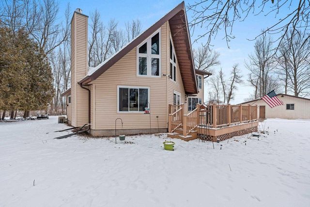 129 W WALLRICH ROAD, Cecil, WI 54111