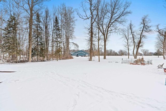 129 W WALLRICH ROAD, Cecil, WI 54111
