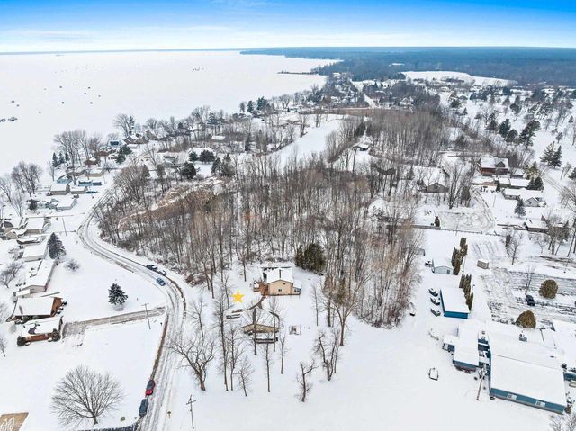 129 W WALLRICH ROAD, Cecil, WI 54111