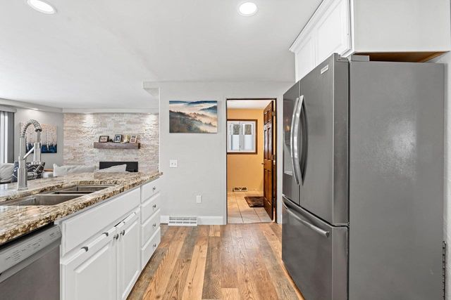 129 W WALLRICH ROAD, Cecil, WI 54111