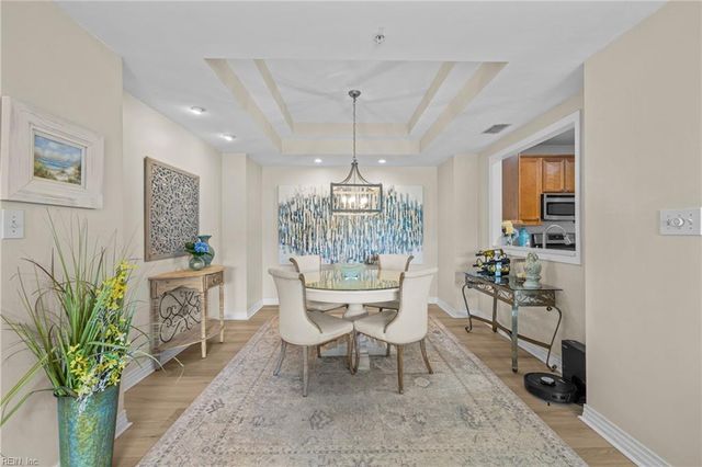 1284 Laskin Rd Apt 302, Virginia Beach, VA 23451