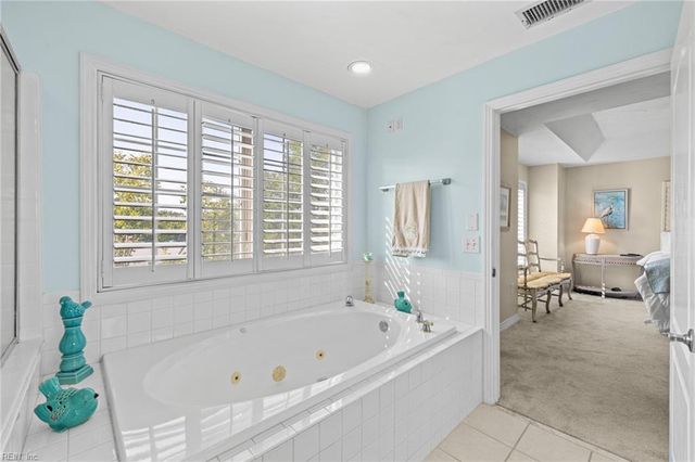 1284 Laskin Rd Apt 302, Virginia Beach, VA 23451