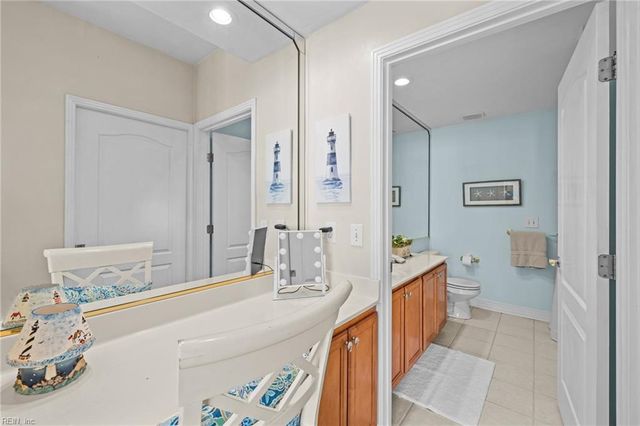 1284 Laskin Rd Apt 302, Virginia Beach, VA 23451