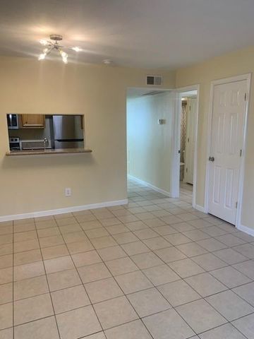 215 Post Office Street 801, Galveston, TX 77550