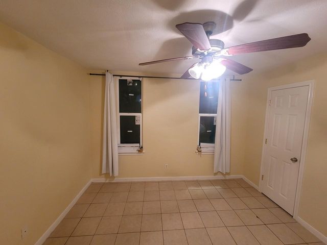 215 Post Office Street 801, Galveston, TX 77550
