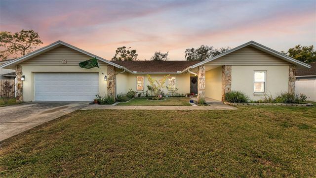 2207 GATEWOOD STREET, Plant City, FL 33563