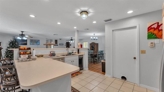 2207 GATEWOOD STREET, Plant City, FL 33563