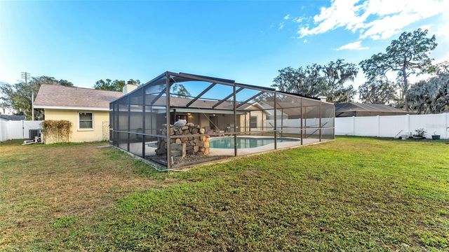 2207 GATEWOOD STREET, Plant City, FL 33563