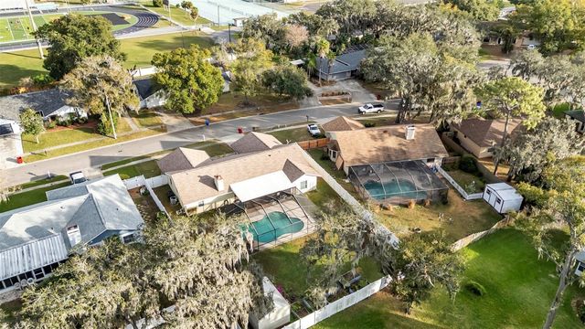 2207 GATEWOOD STREET, Plant City, FL 33563