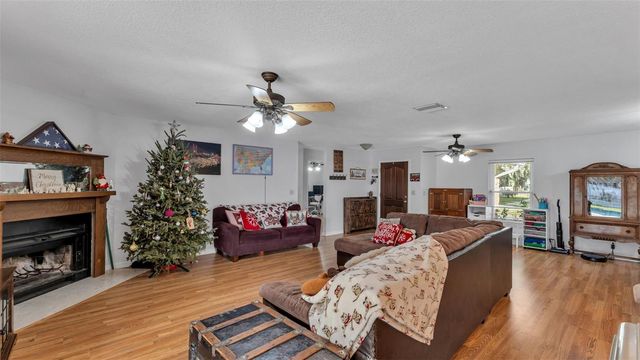 2207 GATEWOOD STREET, Plant City, FL 33563