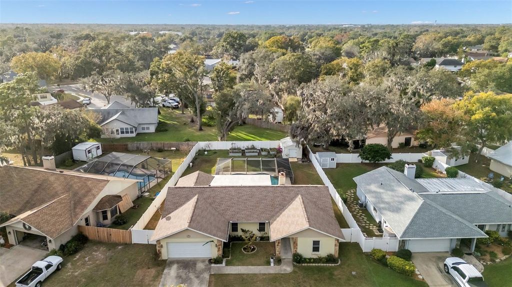 2207 GATEWOOD STREET, Plant City, FL 33563