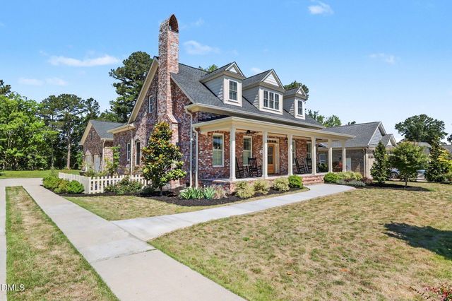 110 Parker Street, Four Oaks, NC 27524