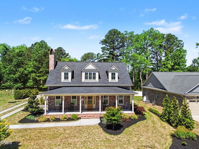 110 Parker Street, Four Oaks, NC 27524