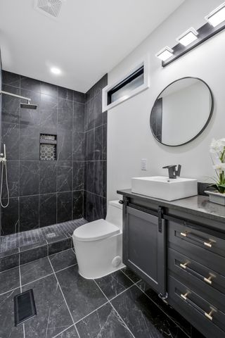 930 Downey Dr, Nashville, TN 37205