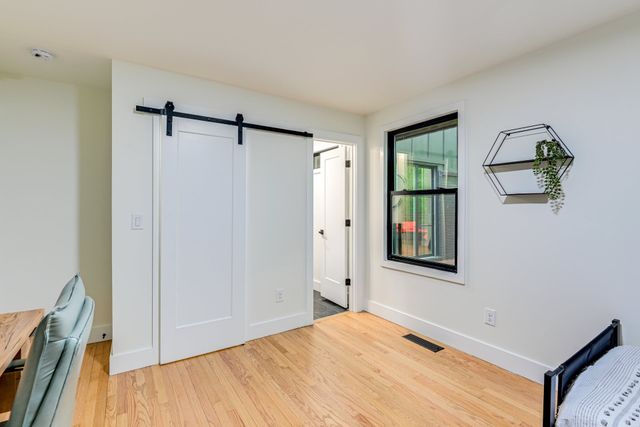 930 Downey Dr, Nashville, TN 37205