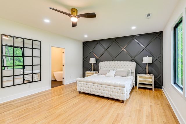 930 Downey Dr, Nashville, TN 37205