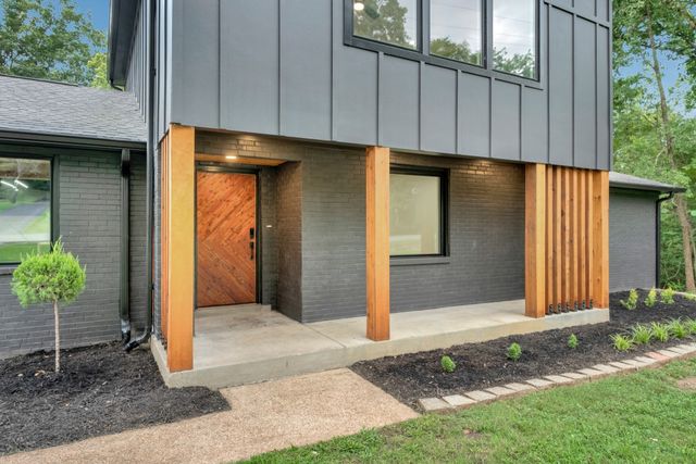 930 Downey Dr, Nashville, TN 37205