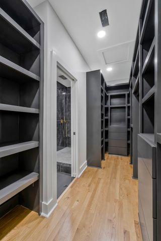 930 Downey Dr, Nashville, TN 37205