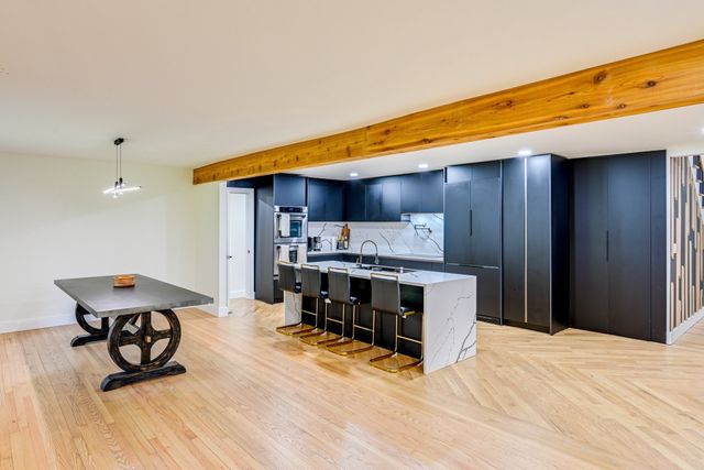 930 Downey Dr, Nashville, TN 37205