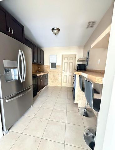 5701 N Miami Ave B, Miami, FL 33127