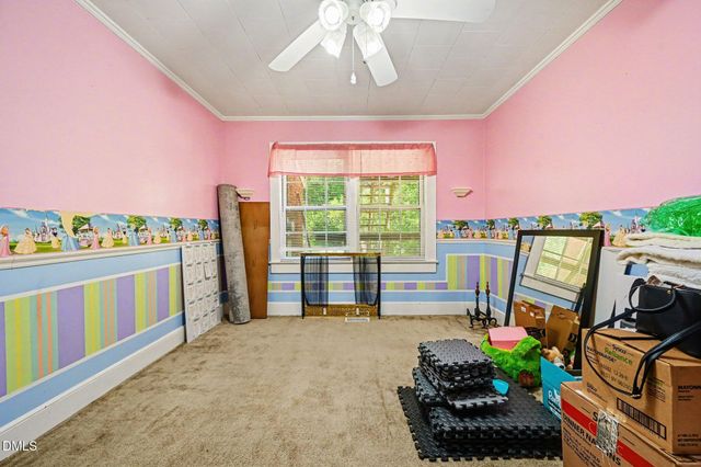 211 W Harden Street, Burlington, NC 27215
