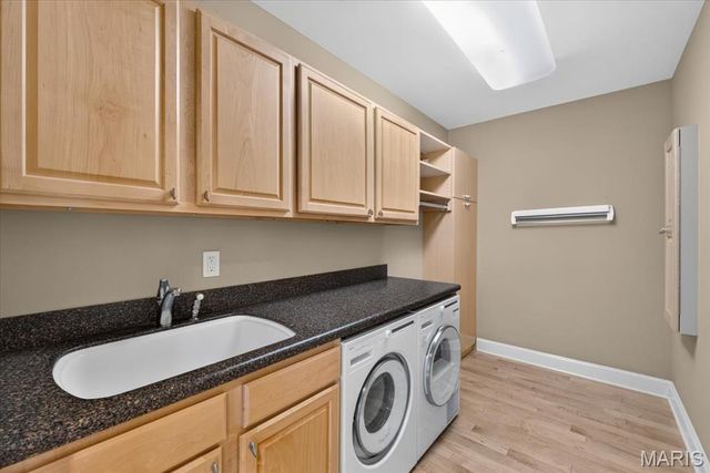 44 Broadview Drive, St Louis, MO 63105