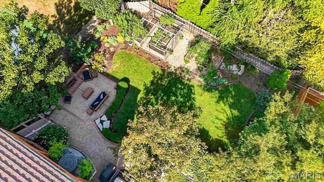 44 Broadview Drive, St Louis, MO 63105
