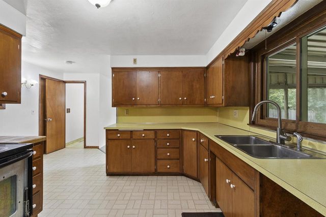 228 REIMER STREET, Green Bay, WI 54302