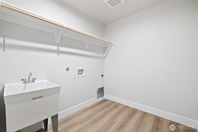 4247 W Sandy Court, Moses Lake, WA 98837