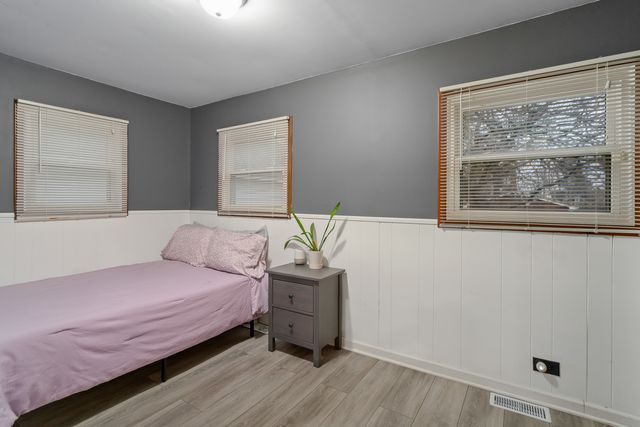 9546 S Spaulding Avenue, Evergreen Park, IL 60805