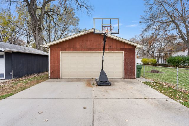 9546 S Spaulding Avenue, Evergreen Park, IL 60805