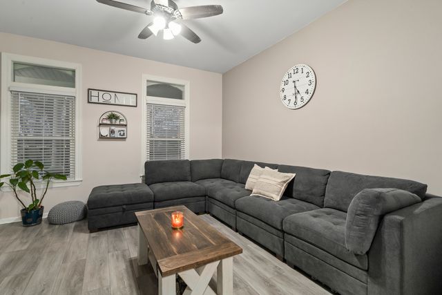 9546 S Spaulding Avenue, Evergreen Park, IL 60805