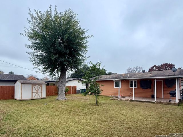 211 Chelsea, San Antonio, TX 78213