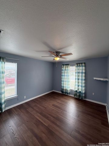 211 Chelsea, San Antonio, TX 78213