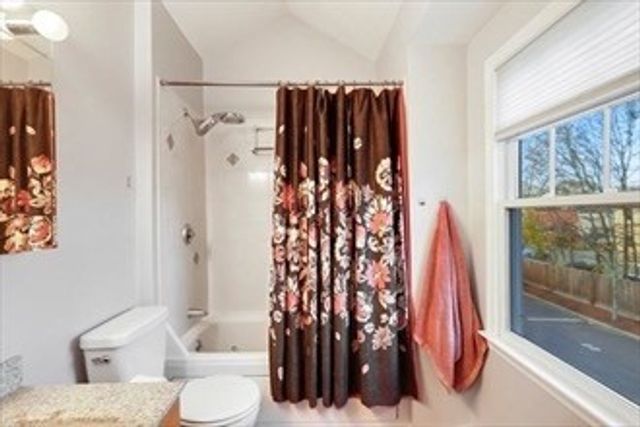 201 Main 34, Woburn, MA 01801