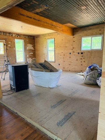 10150 S Garland McKee Road, Prairie Grove, AR 72753