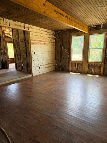 10150 S Garland McKee Road, Prairie Grove, AR 72753