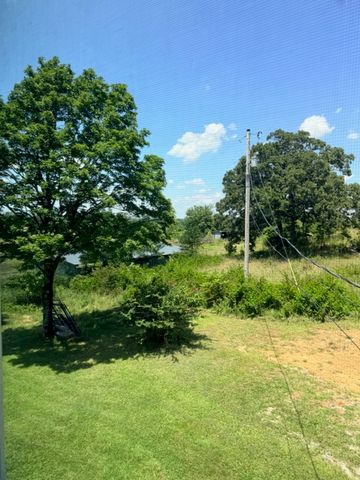 10150 S Garland McKee Road, Prairie Grove, AR 72753