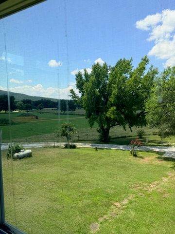 10150 S Garland McKee Road, Prairie Grove, AR 72753