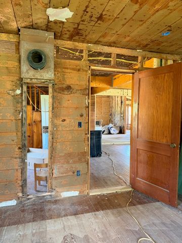 10150 S Garland McKee Road, Prairie Grove, AR 72753