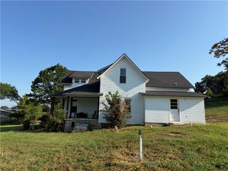10150 S Garland McKee Road, Prairie Grove, AR 72753