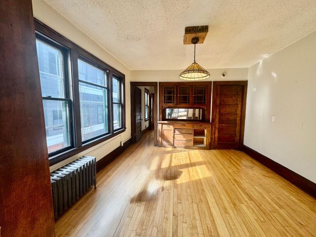 3132 Minnehaha Avenue, Minneapolis, MN 55406