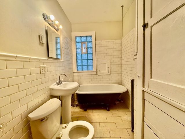3132 Minnehaha Avenue, Minneapolis, MN 55406