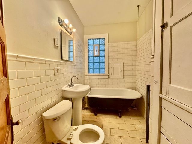 3132 Minnehaha Avenue, Minneapolis, MN 55406