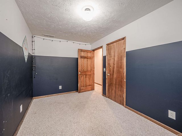 12400 69 Highway, Mount Vernon, IN 47620