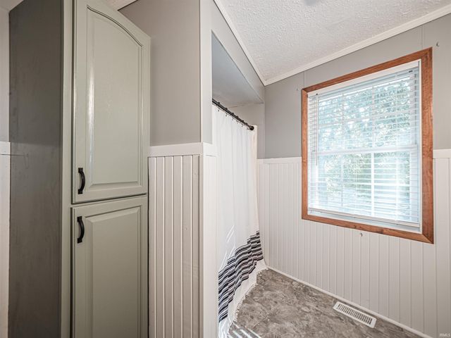 12400 69 Highway, Mount Vernon, IN 47620